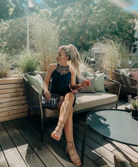 Sonny Loops sex pornostar archiv