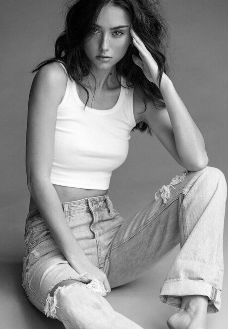 Elsa Couturier top sex archiv