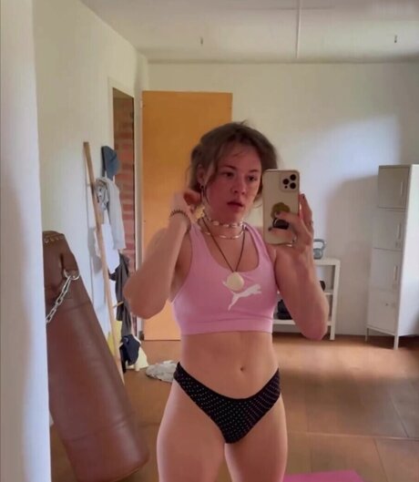 Yvonne Pferrer nacktheit porno bild