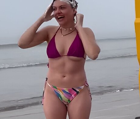 Yvonne Pferrer hübsche archiv