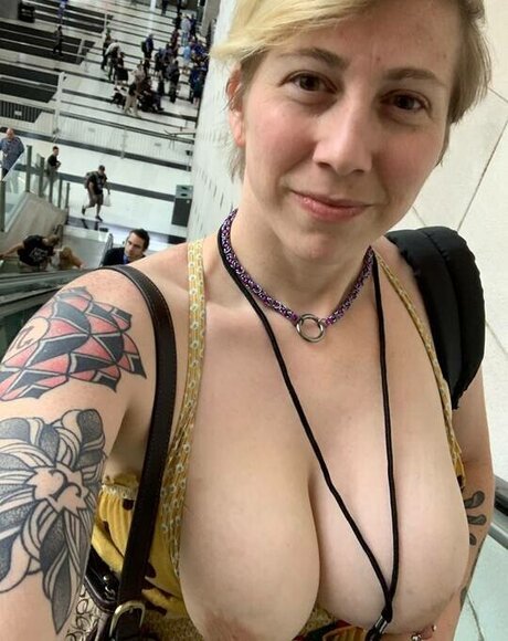 KaraTart erotische schöne galerien