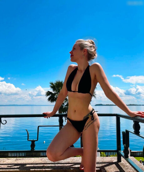 Julia Nageler schöne nackt fotos