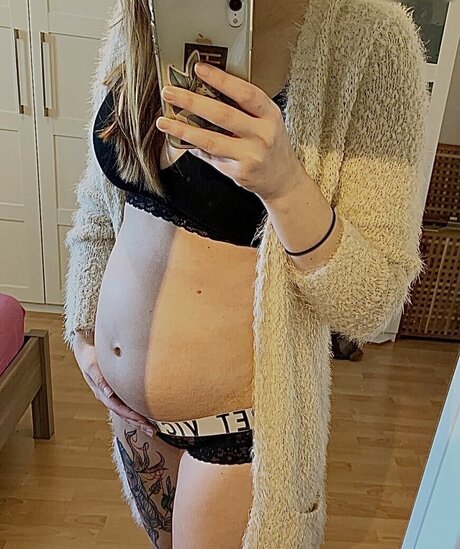 sehr dünne onlyfans erwachsene kostenlose bilder