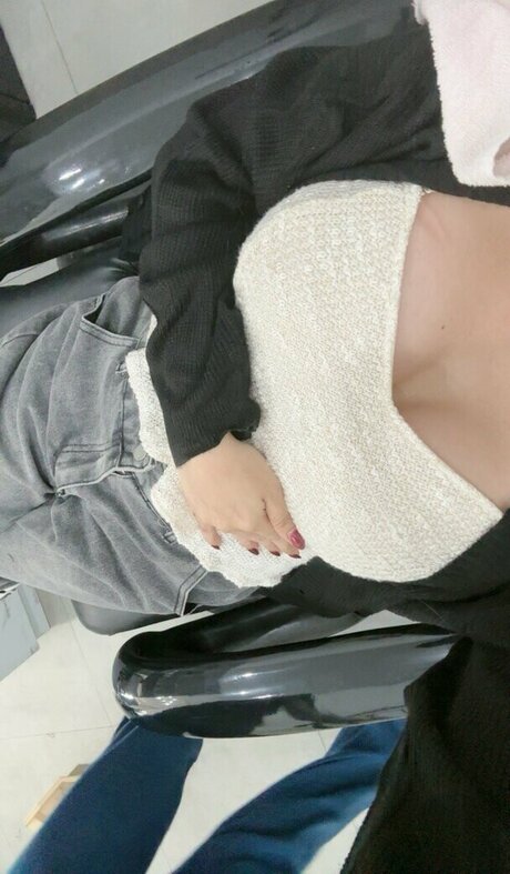 Olivea Hadid pornostar foto