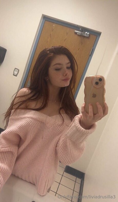 Livia Paige heiße kunst foto