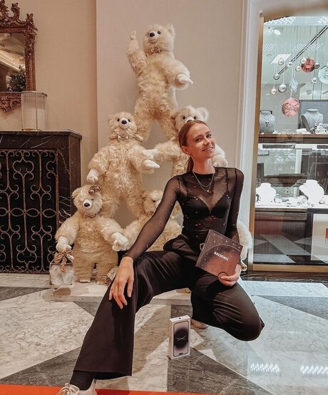 Sandra Hunke freie pornostar fotos