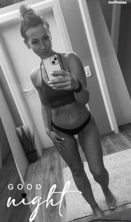 Susann1131 nackt beste galerie