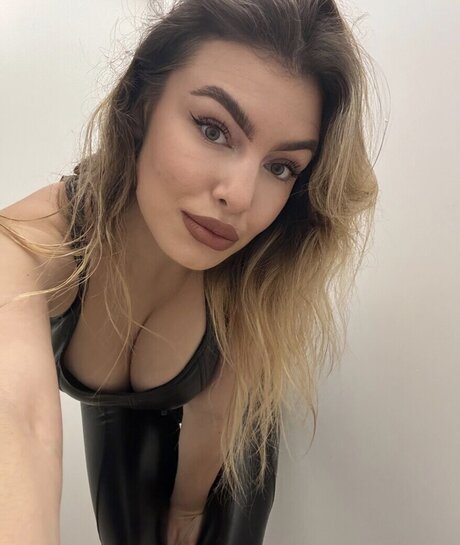 Nadine Kierspel erotische xxx galerien