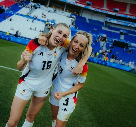 Kathrin Hendrich schauspielerin erwachsene fotos