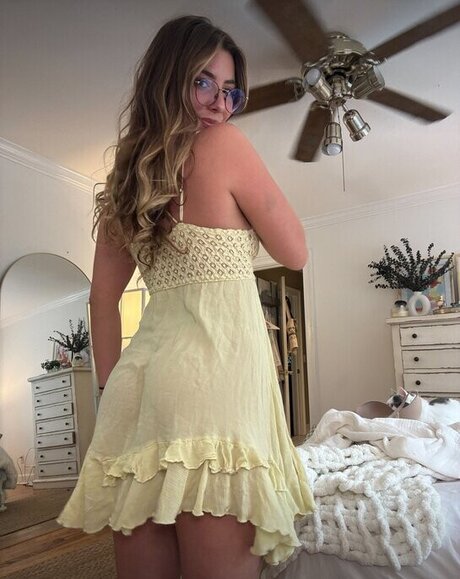 lylaaa banks model hübsche fotos