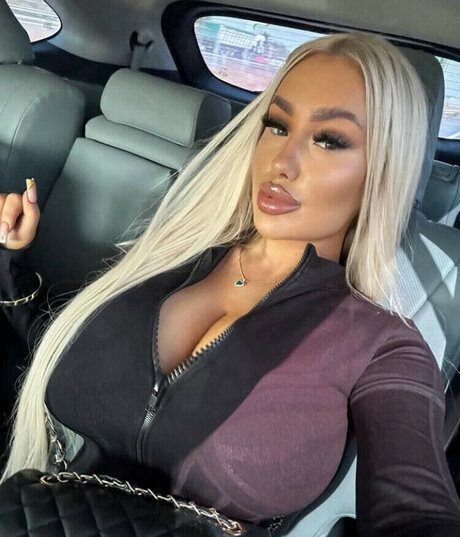 Corrinnadione model schöne foto