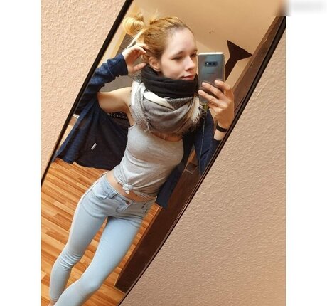 Mausistern schauspielerin erwachsene bilder