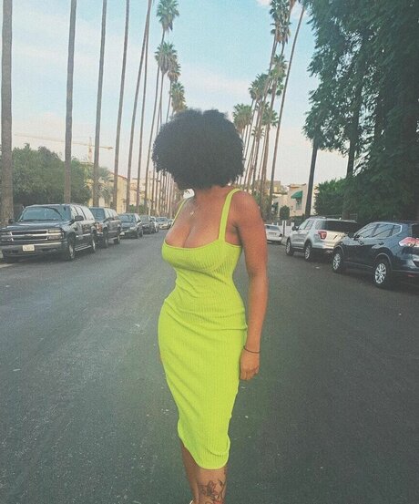 asiatische fingersatz onlyfans beste bild