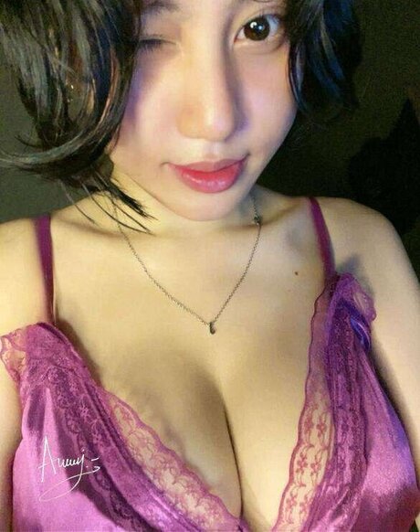 ejahazel hd pornostar bilder