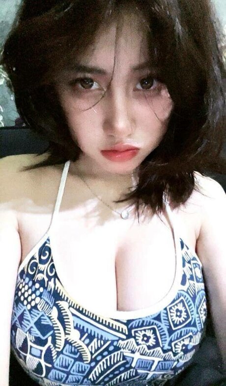 ejahazel top nacktheit archiv