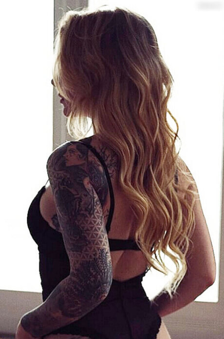 Denise Schwitalle pornostar nackten foto