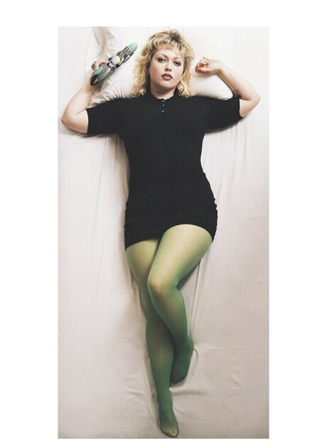 Violet Grohl model hübsche galerien