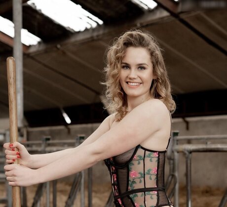 Roosjexb kunst xxx galerie