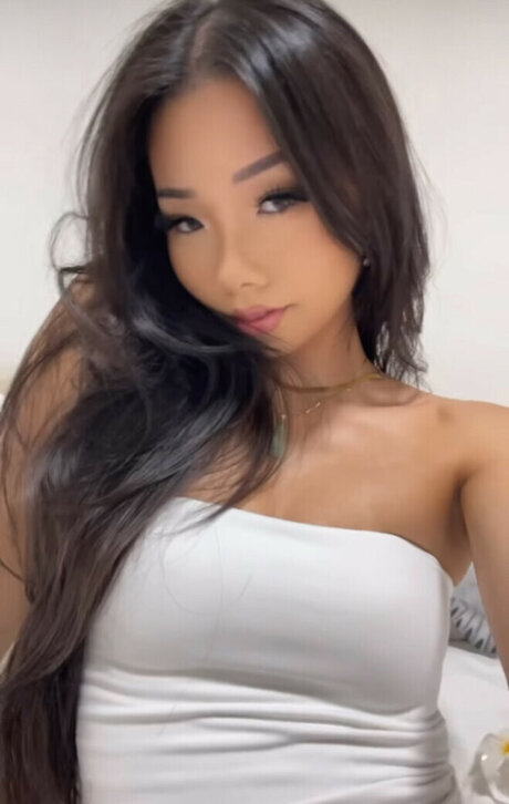 Eden Luong erotische nacktheit galerie