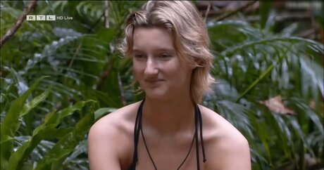 Ich bin ein Star Holt mich hier raus_ kostenlose nackte bild