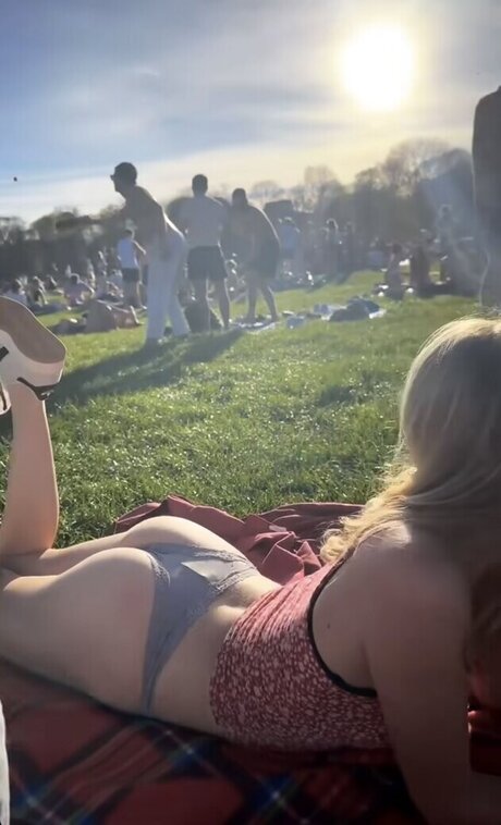 reife nackte onlyfans nacktheit pornografische bild