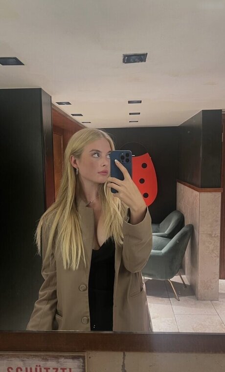 Jellina sexy hd bilder