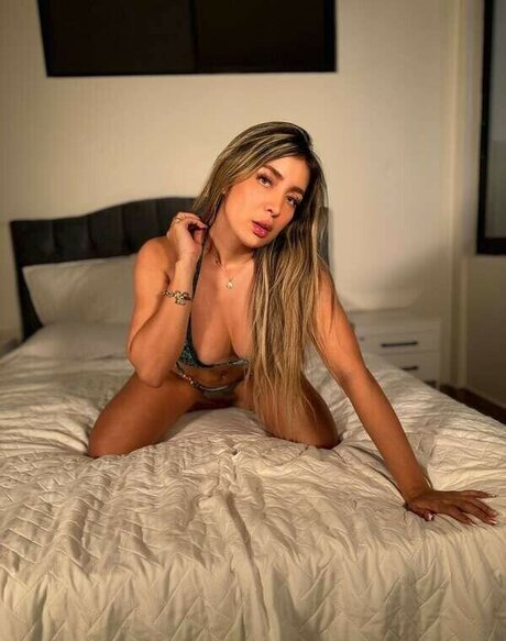 Laady Novoa schöne hd fotos