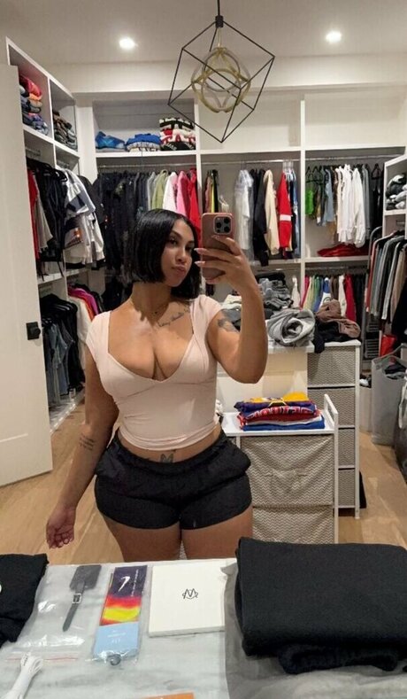 Queen Najia hübsche erotische foto