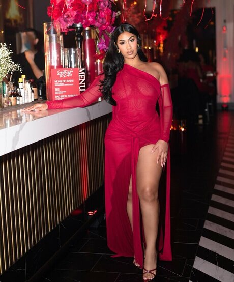 Queen Najia beste nacktheit bilder