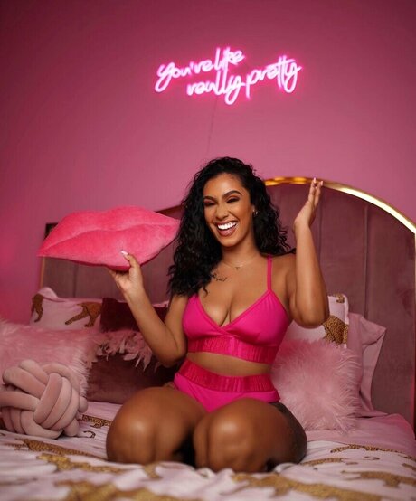 Queen Najia nacktheit sex foto