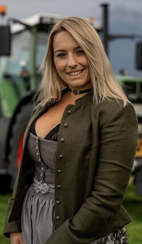 Alinas Landleben erotische nackten foto