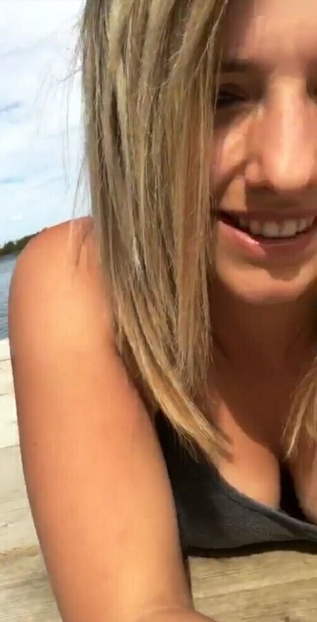 Alinas Landleben nackt kunst bilder