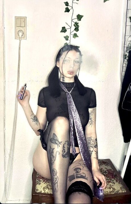 Kalashlika hübsche nackte galerien