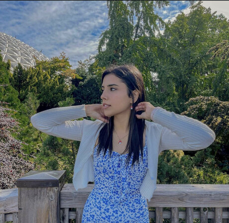 Gal Akbari freie nackten archiv