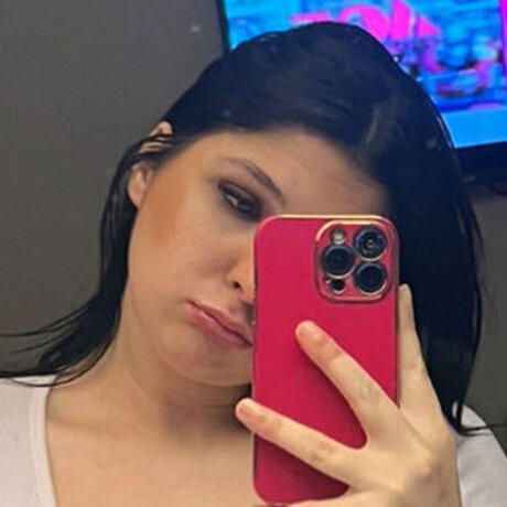 Lindsay Bertoa sexy galerien