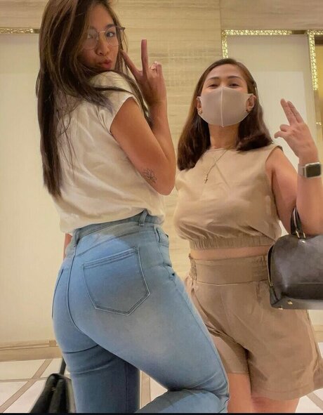 Heaven Paralejo top nackt archiv