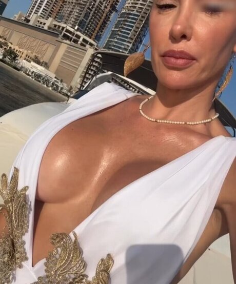 Anna Maria Ferchichi Bilder