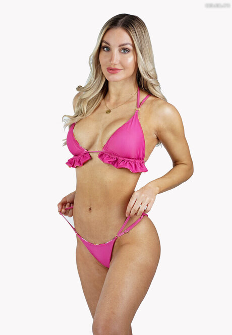 Julia Baessler sexy erwachsene fotos