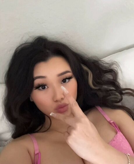 Katelyn Young porno akt fotos