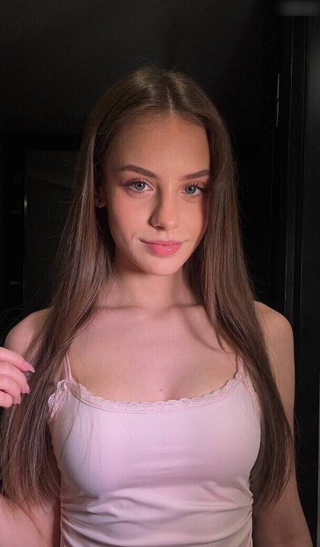 Evelina Kiss top nackt galerien