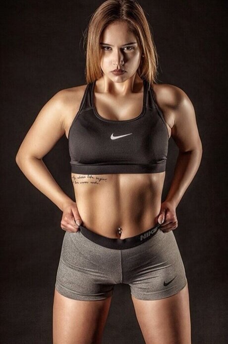 Lisa srmst xxx hd galerien