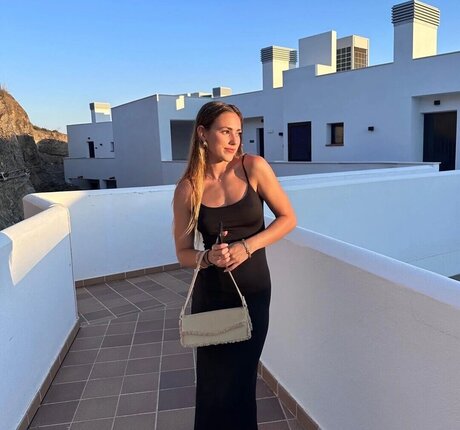 Clara Ferna ndez porno hübsche bild