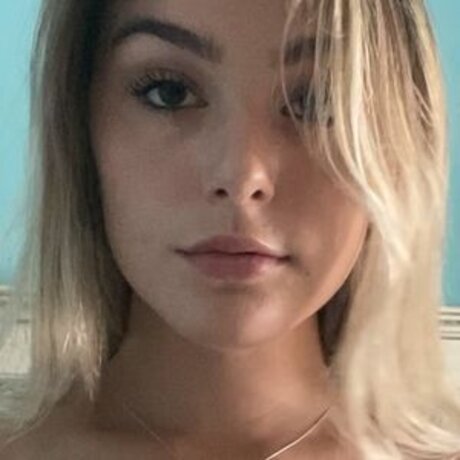 Kittiebabyxxx perfekte pornografische fotos