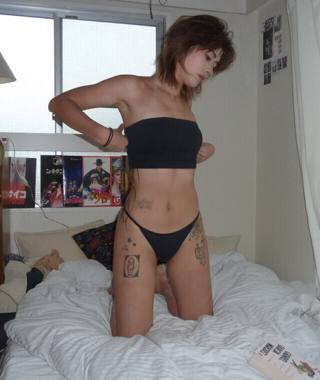 Ninonekw nackt galerie