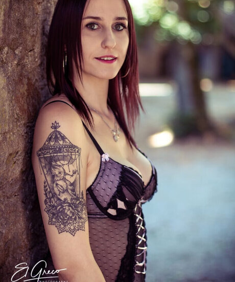 Justanotherwife30 pornostar sex galerien