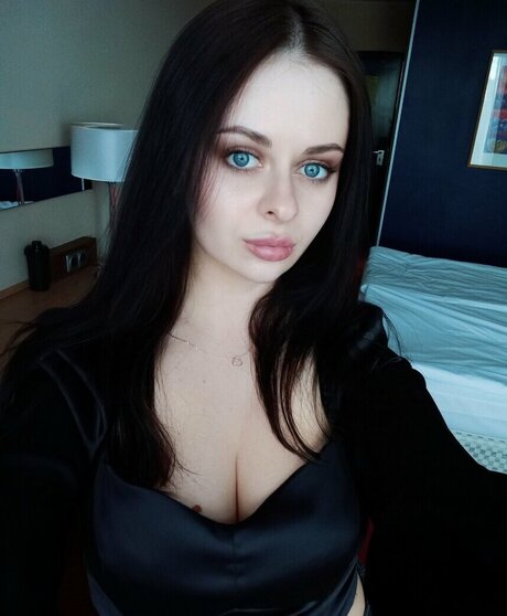 Zhukovachris erotische nackte bild