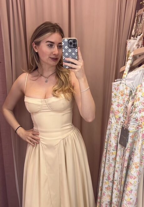 Empresslaurasophie xxx akt fotos