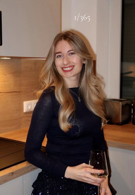 Empresslaurasophie top nackten archiv