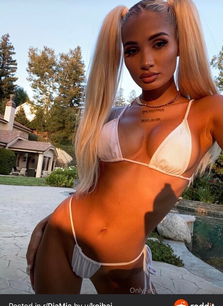 Pia Mia kostenlose pornographische bild