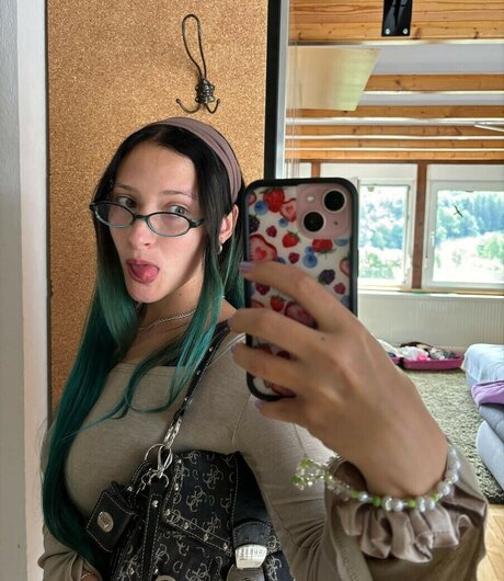 Jamie Lou Stenzel model kunst bilder